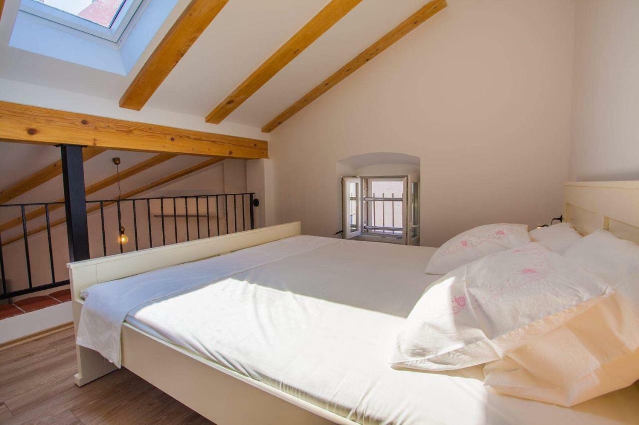 קרס Apartmani Kraj Mora מראה חיצוני תמונה